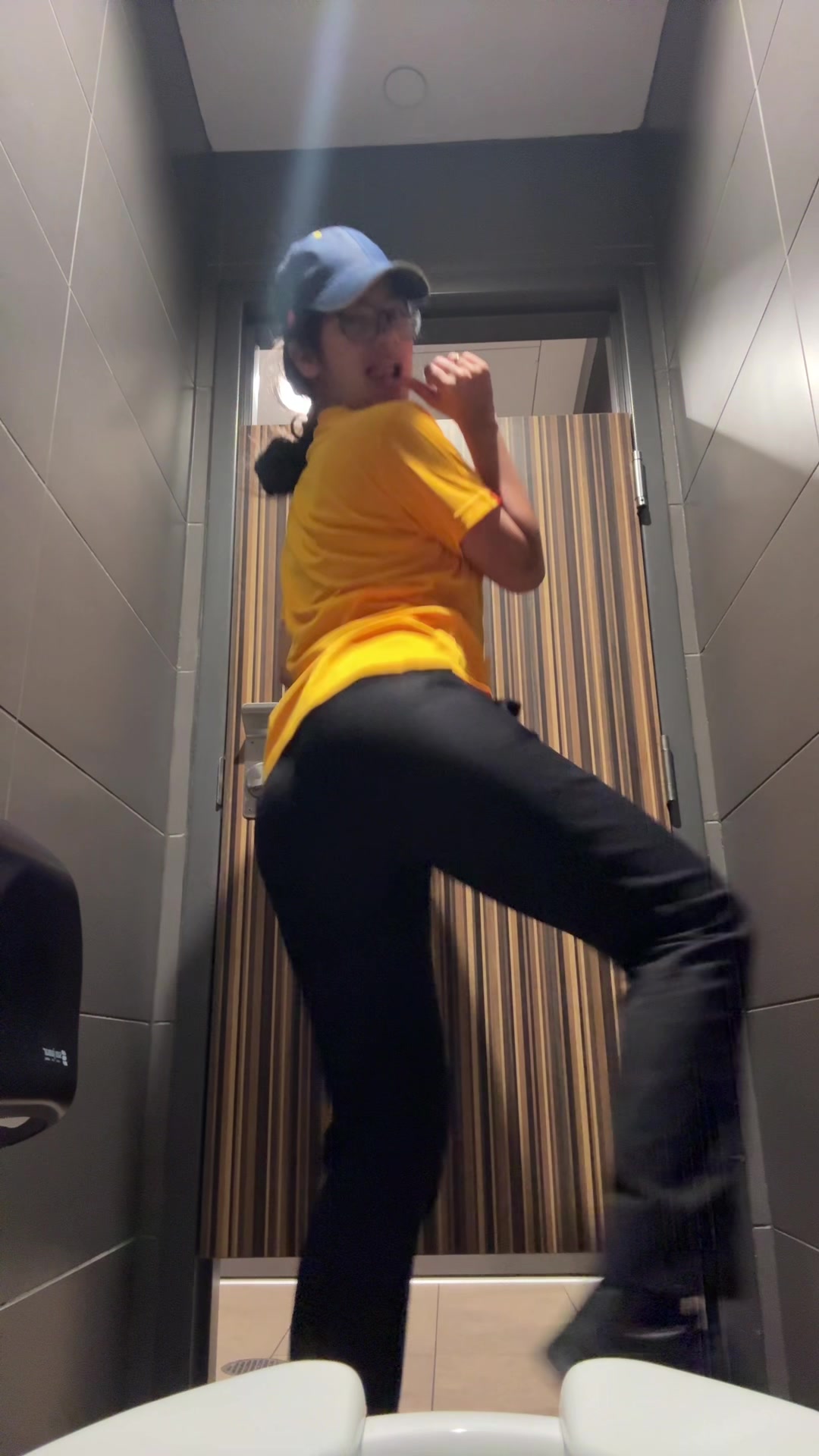 @mari