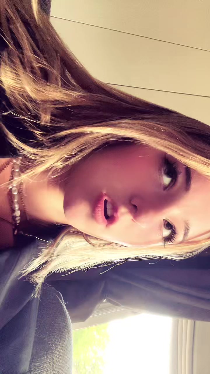 @B.v.d.🫶🏻r.s.d