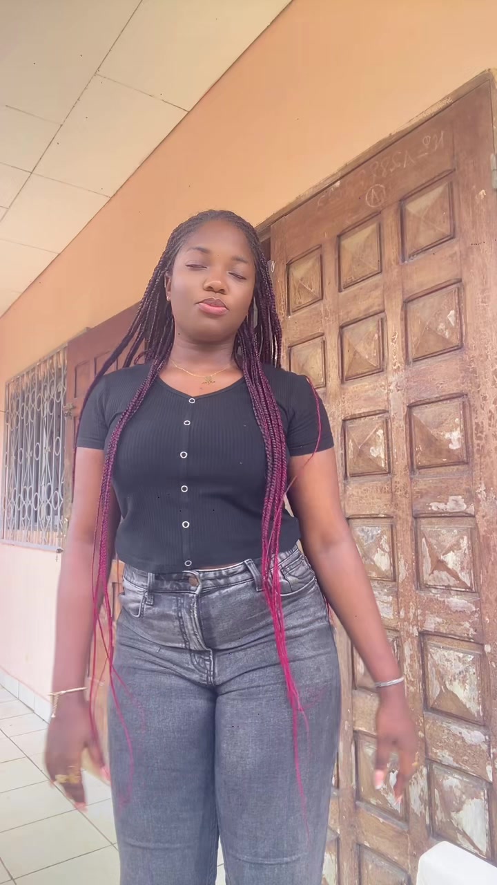 @Astride mp💜🧸🇨🇲