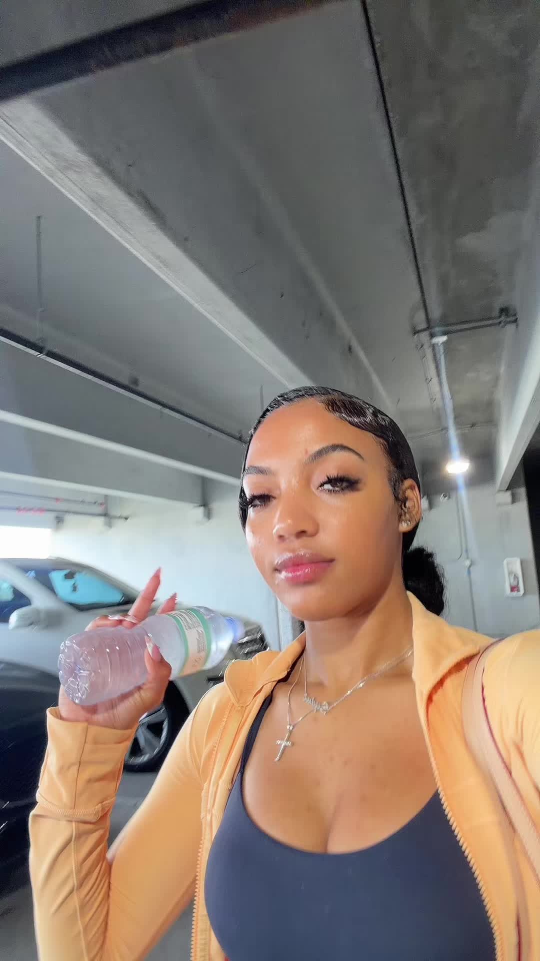 @SYDNI SIMONE