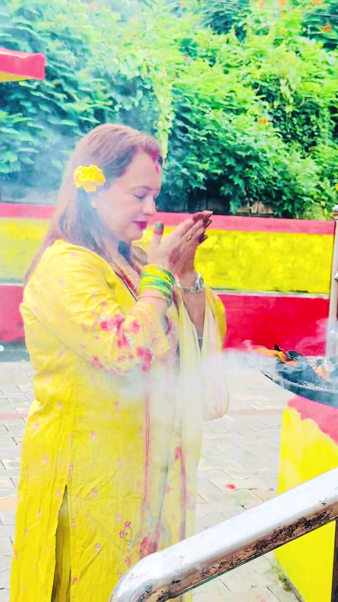 @🧿Urmila Upreti 🥰