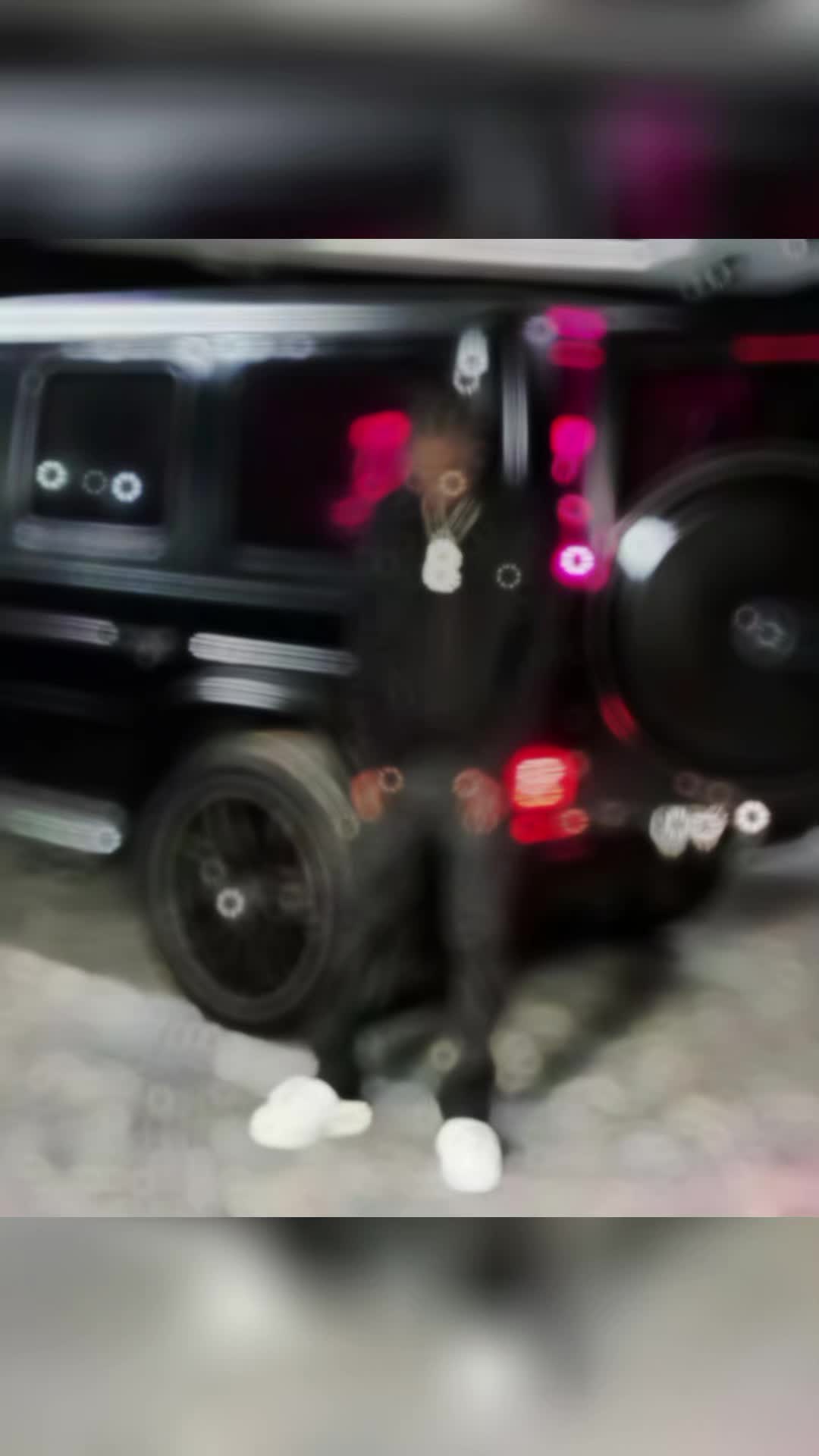 @Obazino