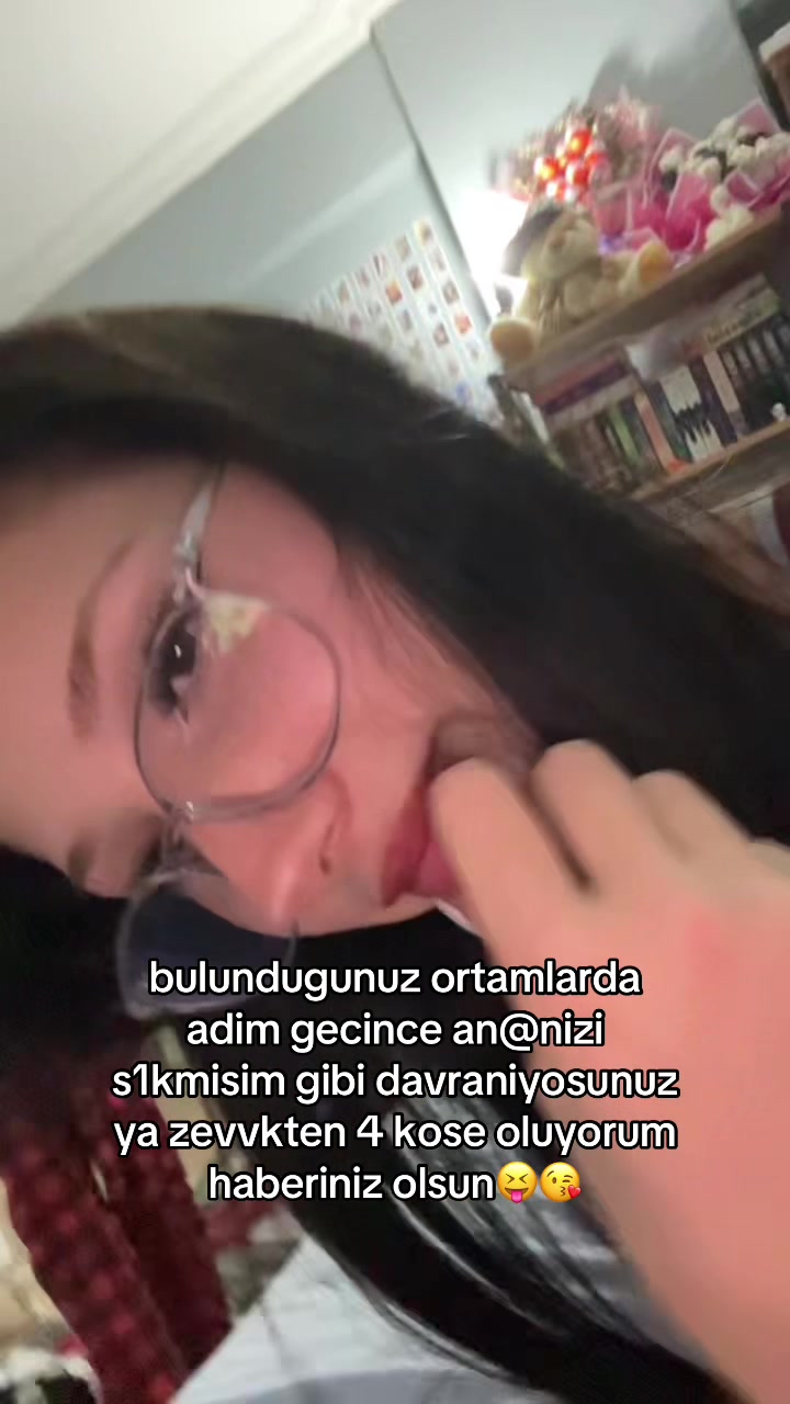 @🦊