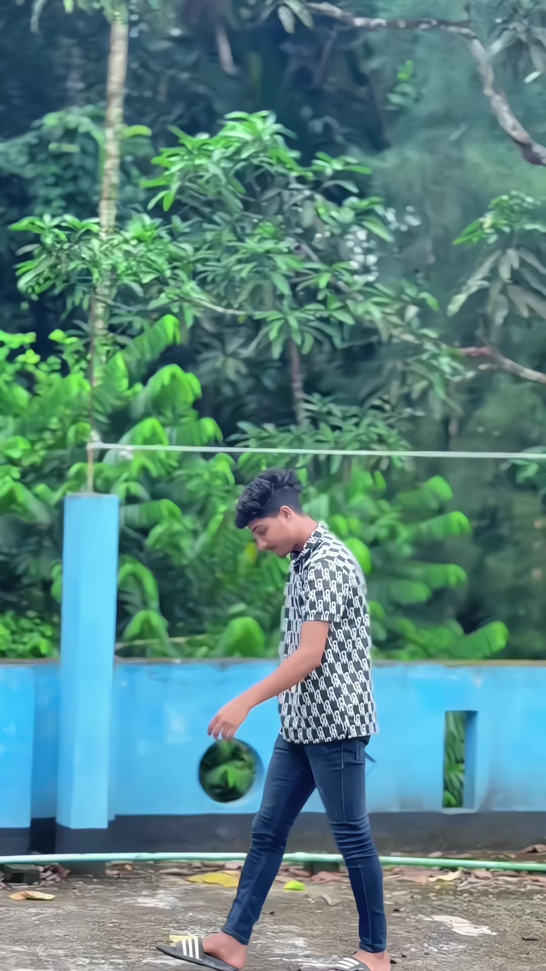 @S>đĢ