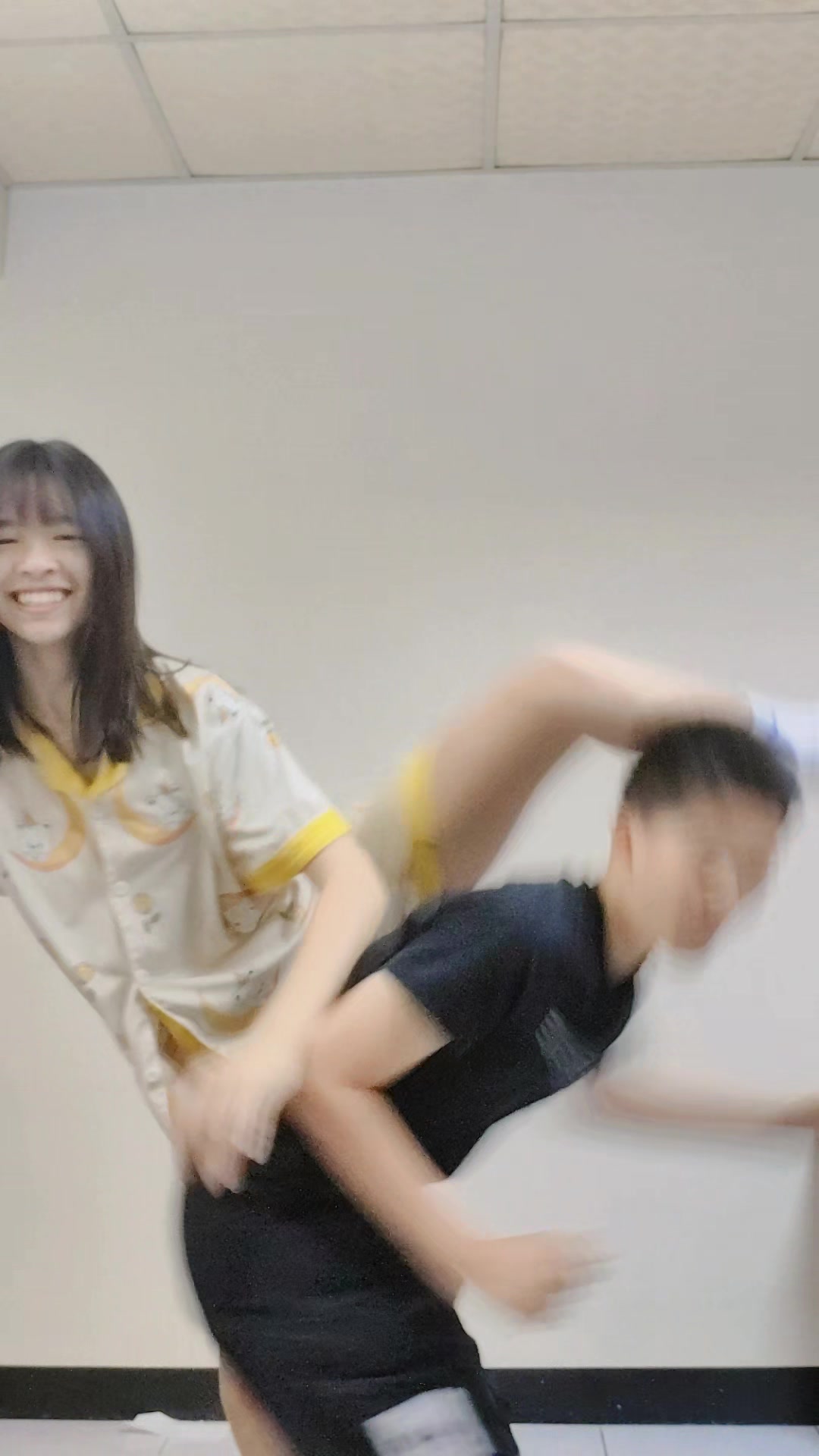 @今晚吃猫咪