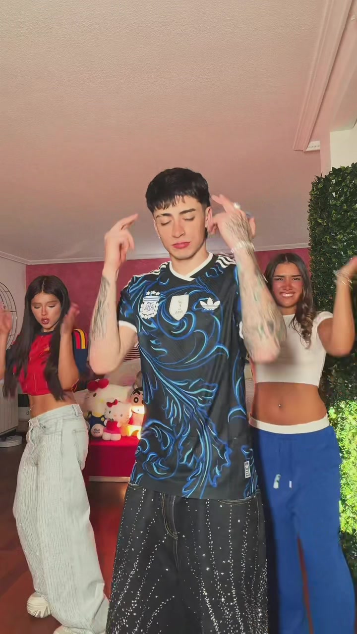 @Lautygram