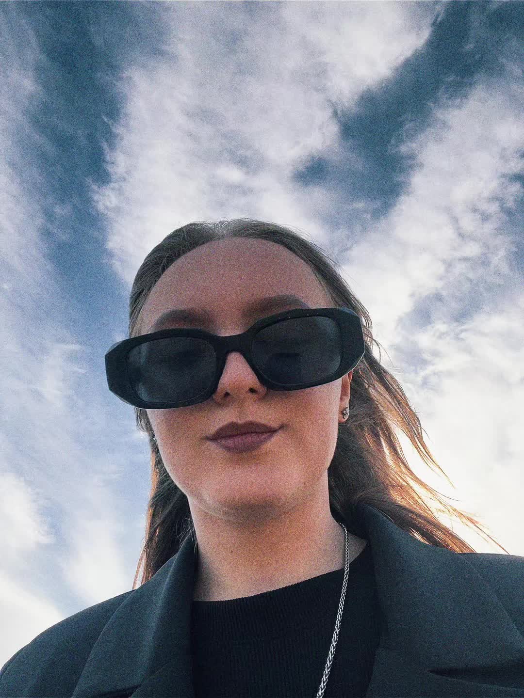@Край