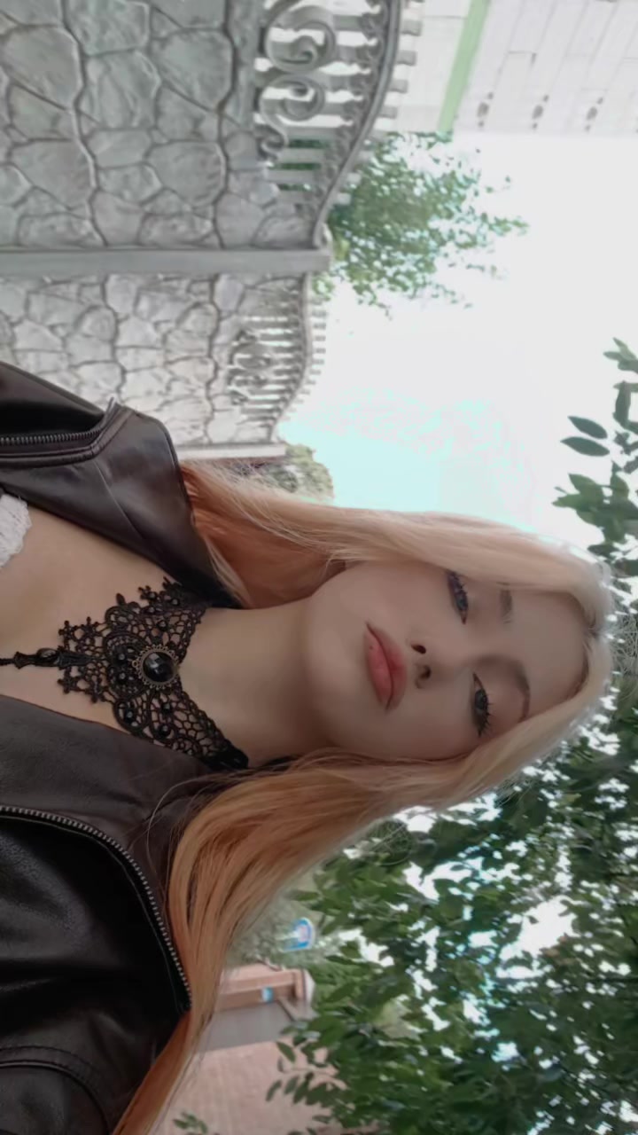 @adelina