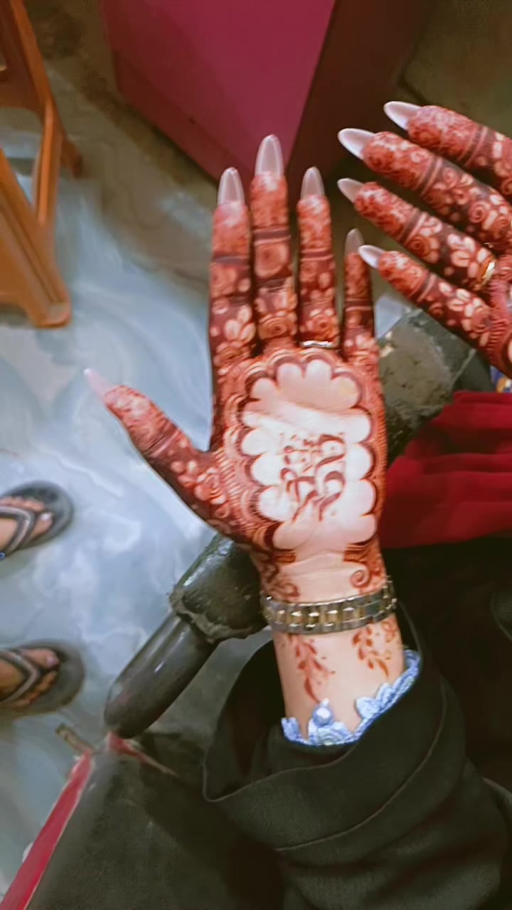 @Mehwish salon ๐