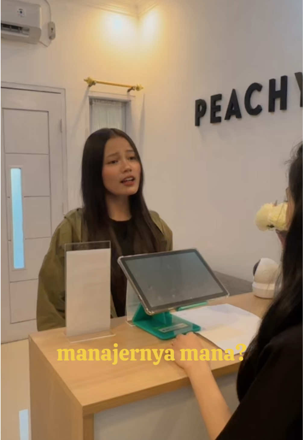 @Peachypuff