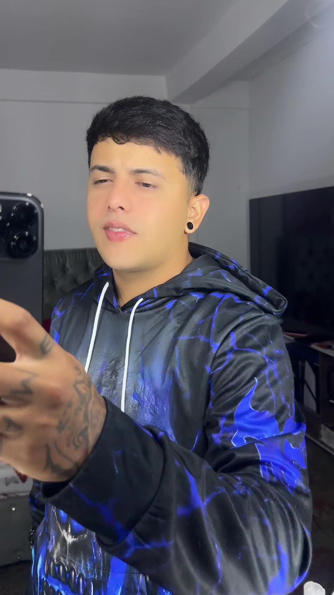 @𝙎𝘼𝙇𝘼𝙕𝘼𝙍🦁