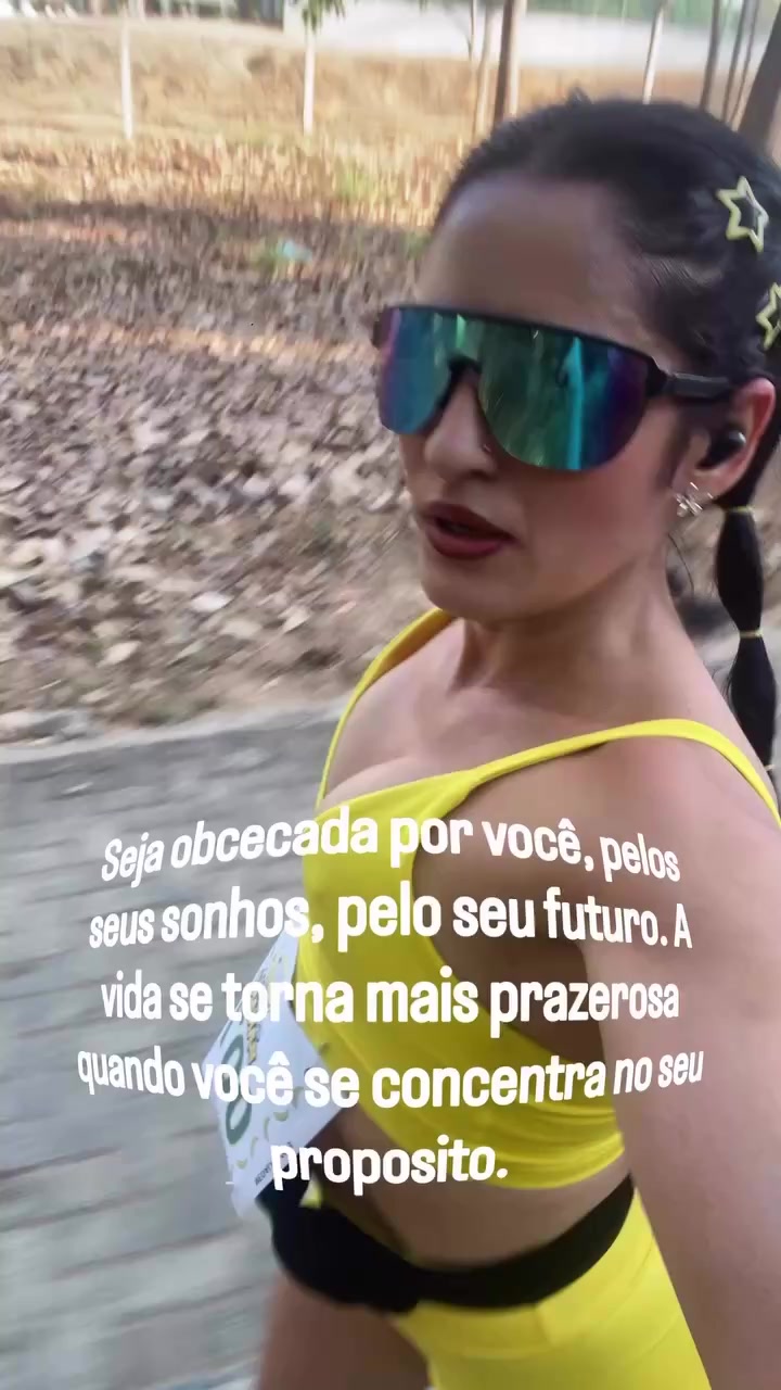 @Rosangelamenezes18