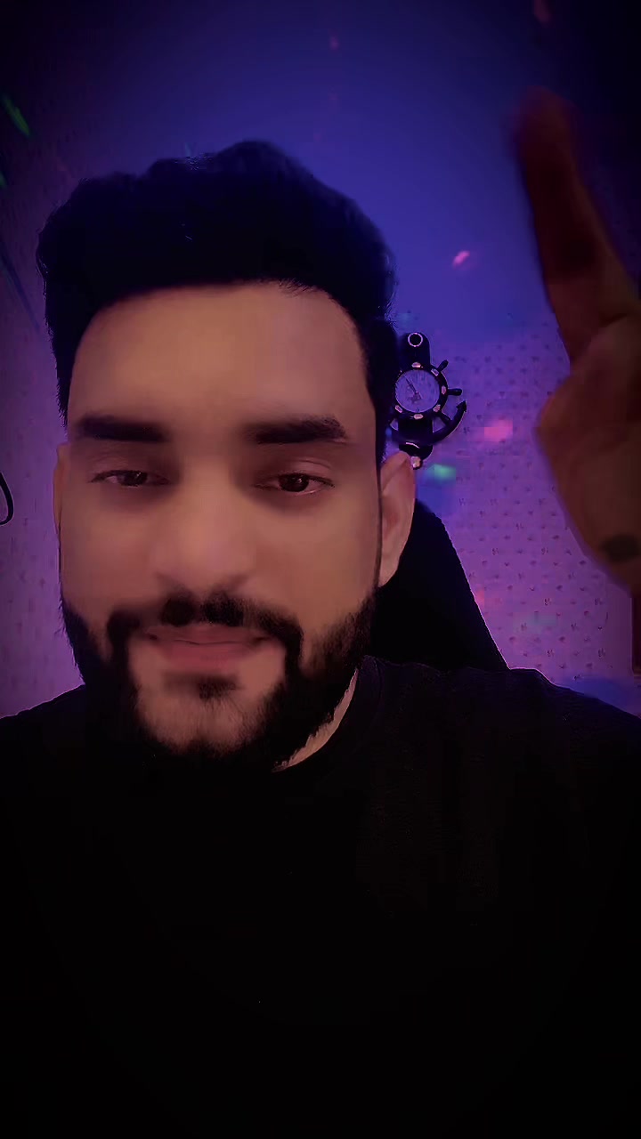 @𝐙𝐄𝐄𝐒𝐇𝐀𝐍 ᴏꜰꜰɪᴄɪᴀʟ⁰&sup2;🍁🎖️