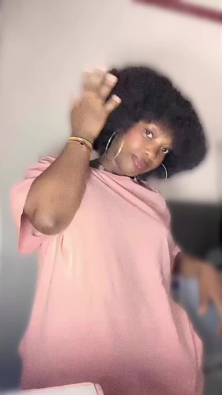 @𝔈𝔩𝔰𝔦𝔢