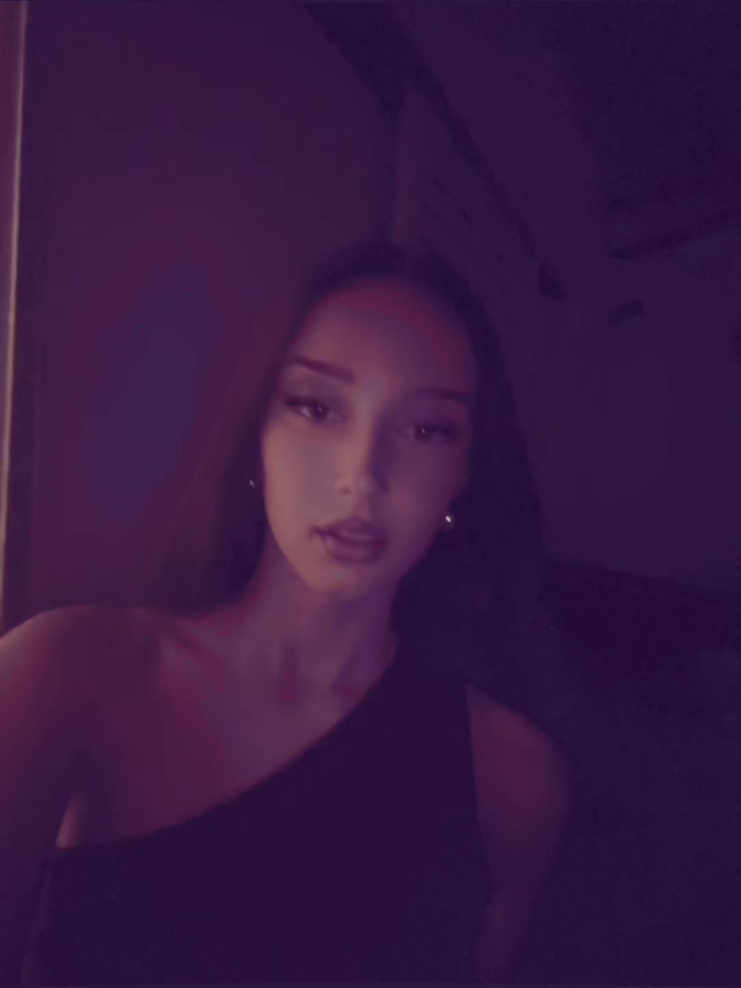 @helgadenaj