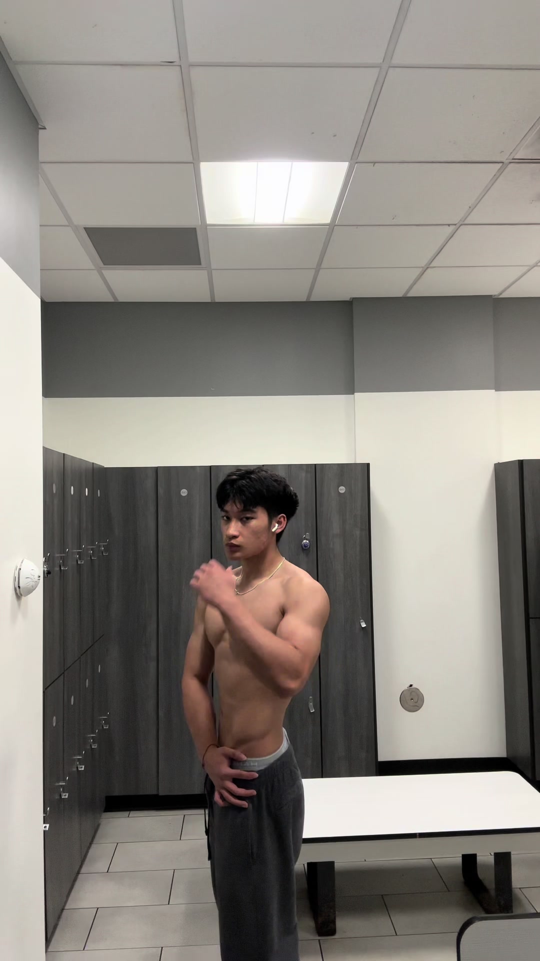 @livinnnll