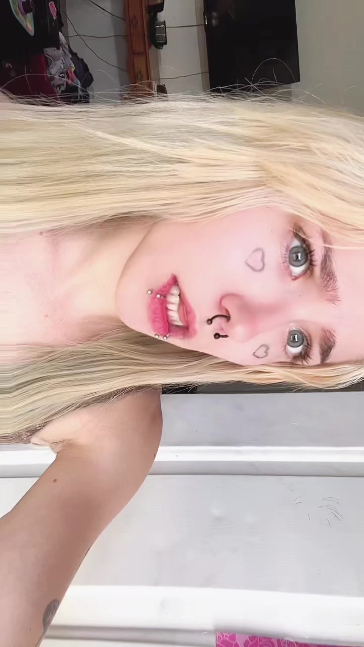 @Gothic Hippie