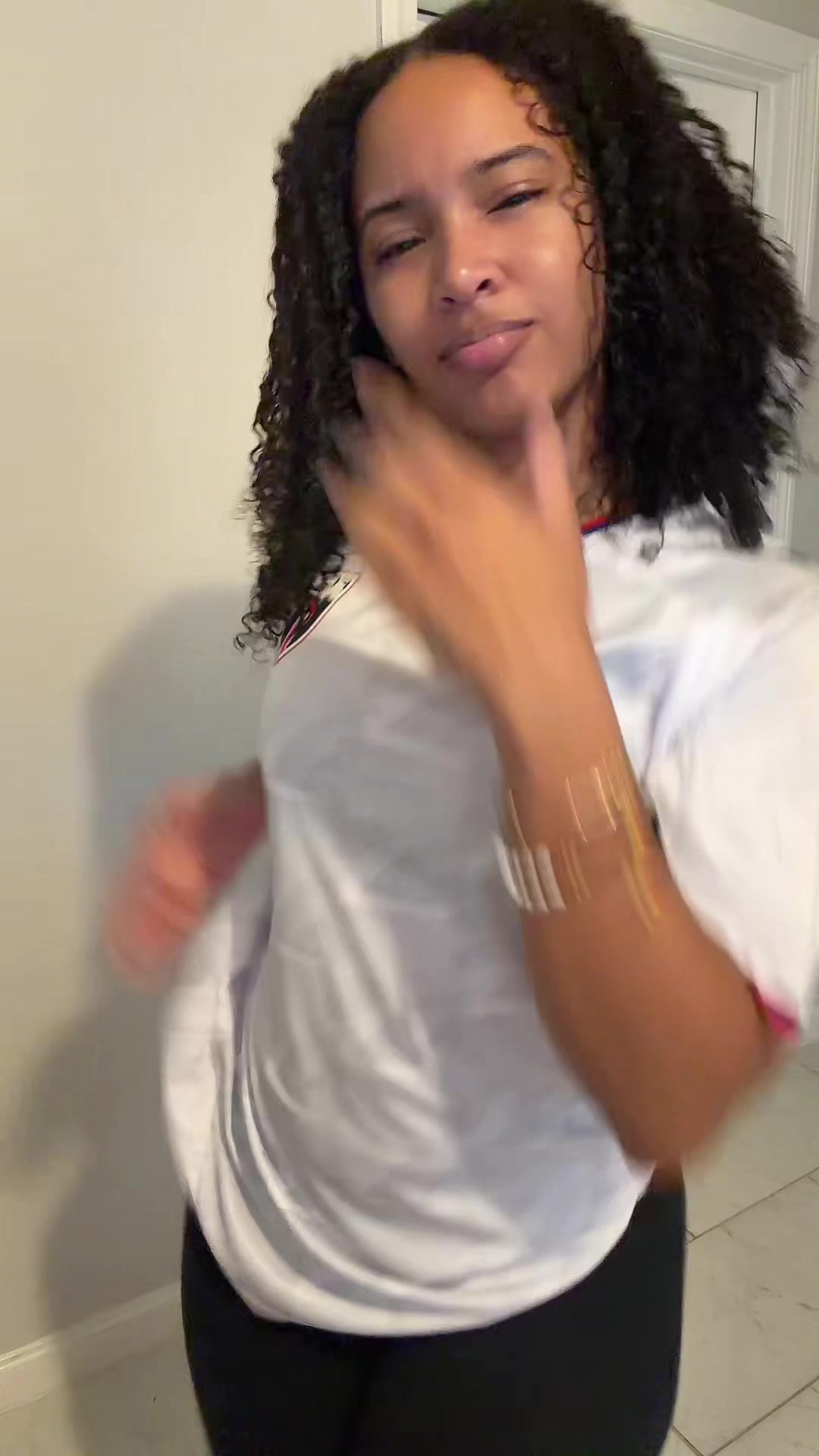 @Ari