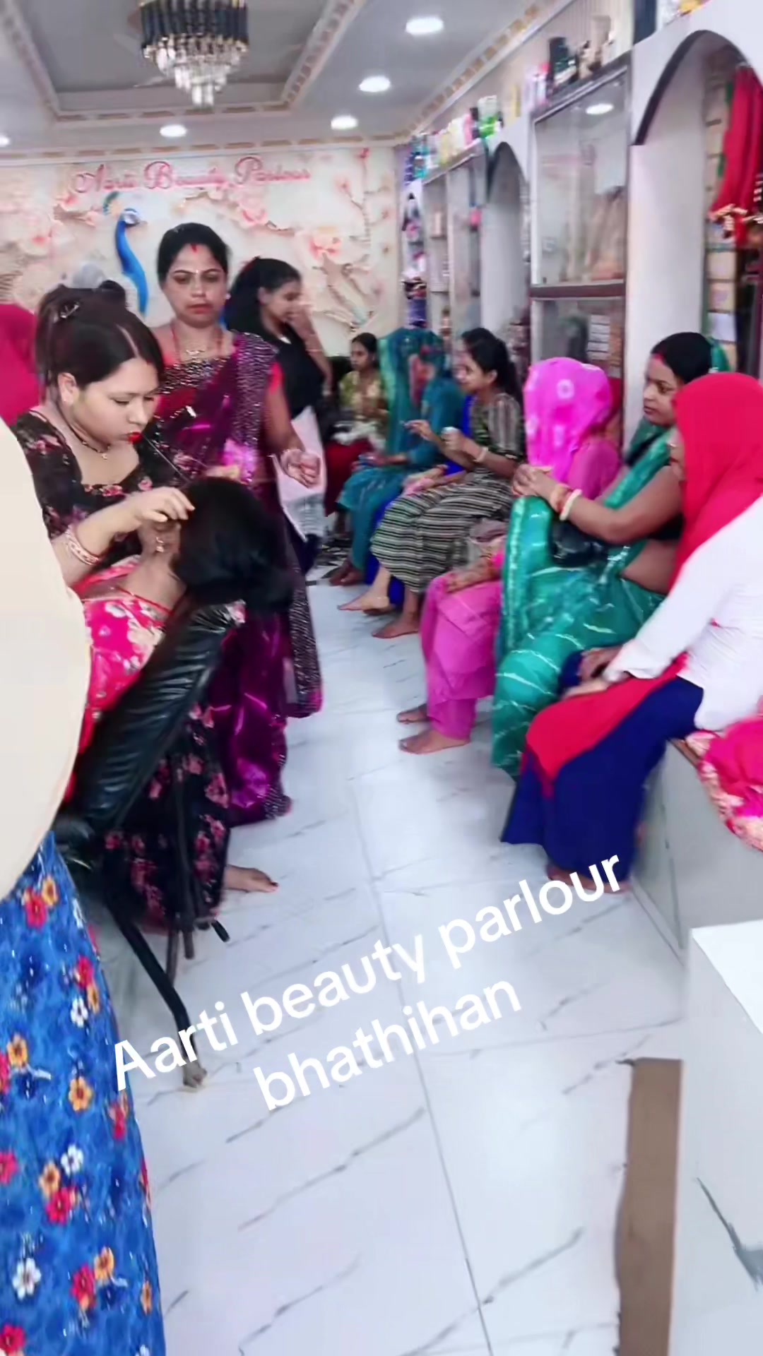 @Aarti Beauty parlour