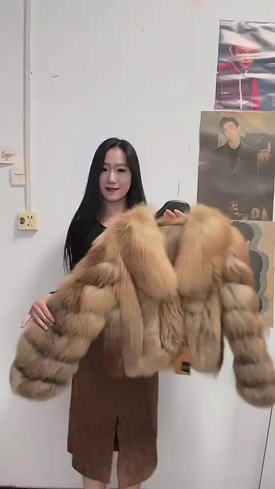 @Fur coat fans
