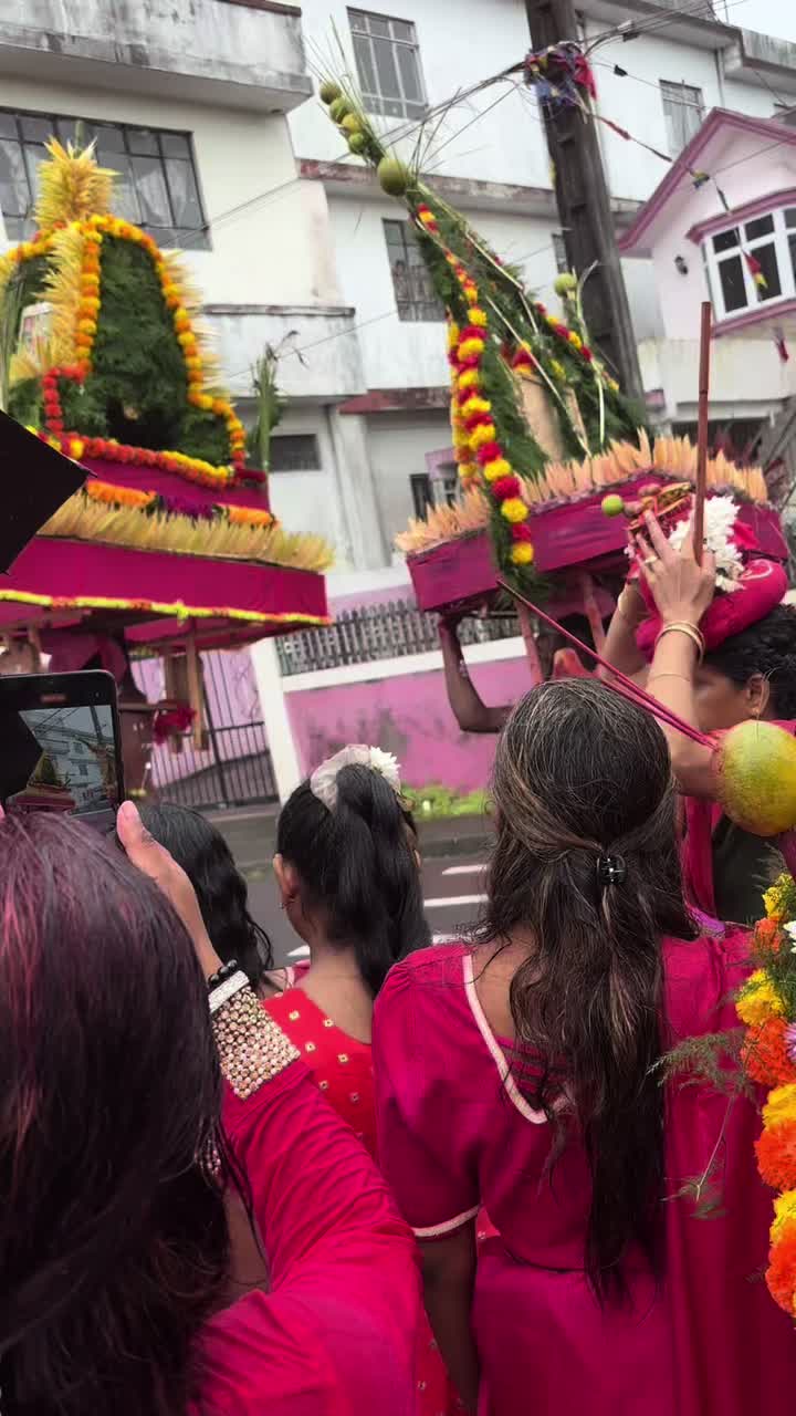 @Ayush🕉️✡️🇮🇳