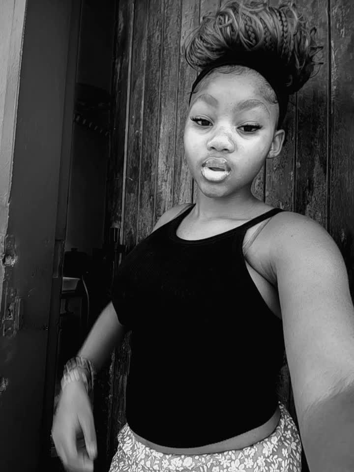 @x.cl0udy💸