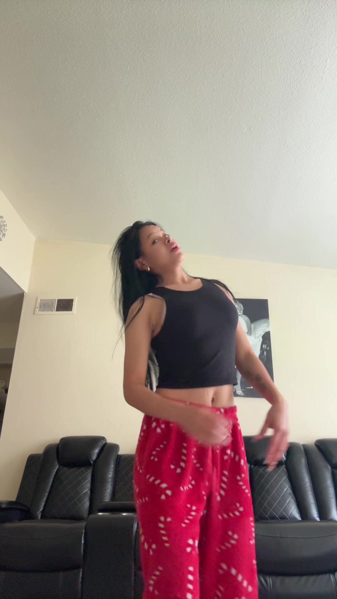 @𝑨𝒍𝒆𝒙𝒂𝒏𝒅𝒓𝒂🇭🇳🔥