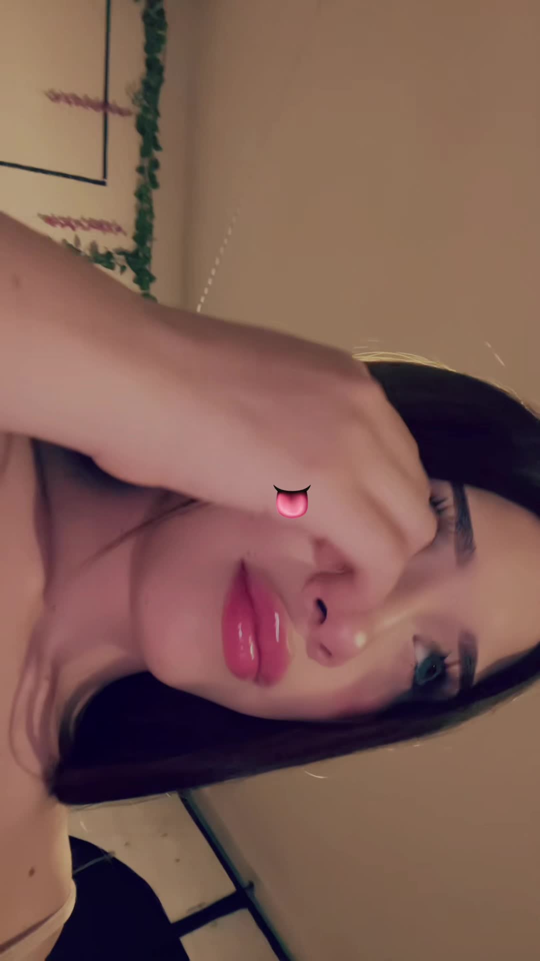@Soy Zarahh🍒