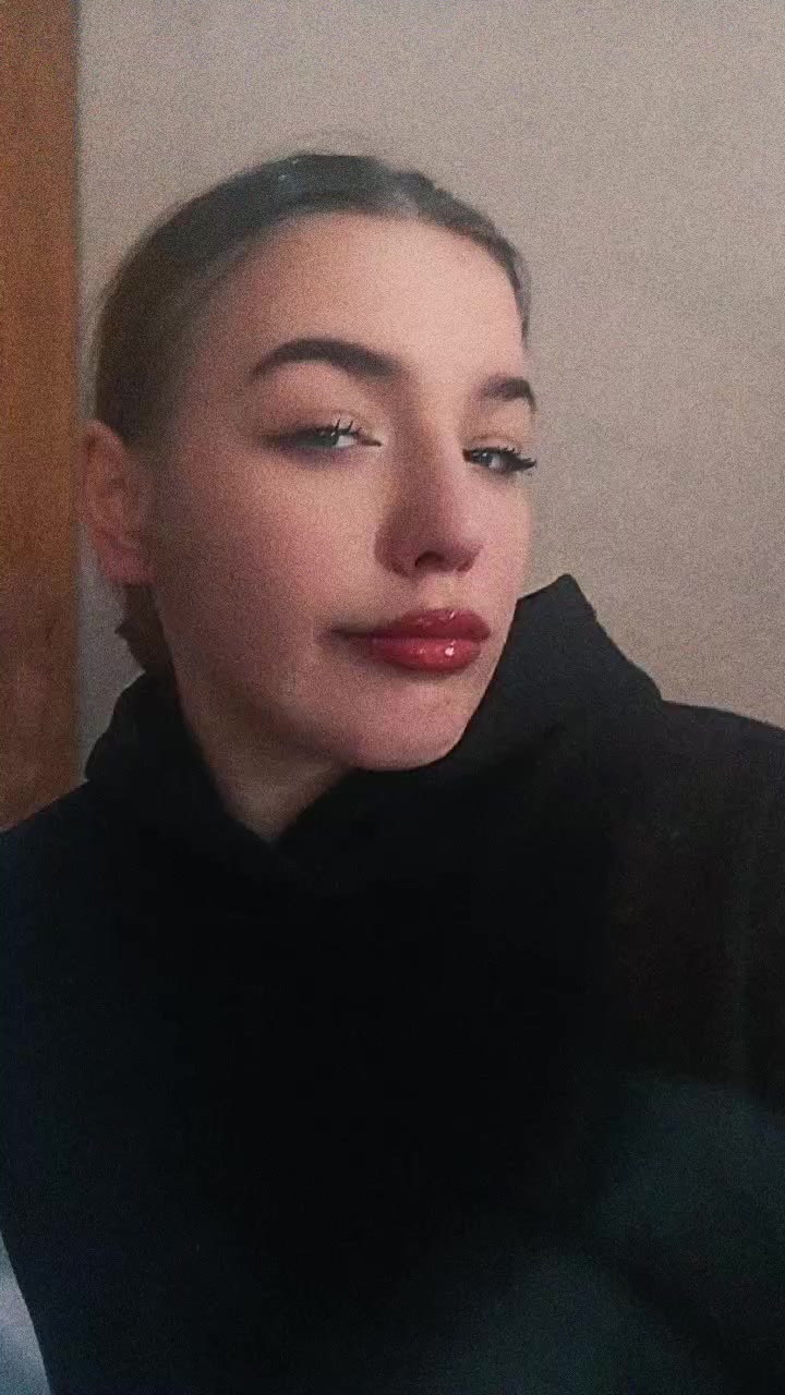 @ℤ𝕙𝕖𝕟𝕒 𝕧𝕠𝕖𝕟𝕟𝕠𝕘𝕠