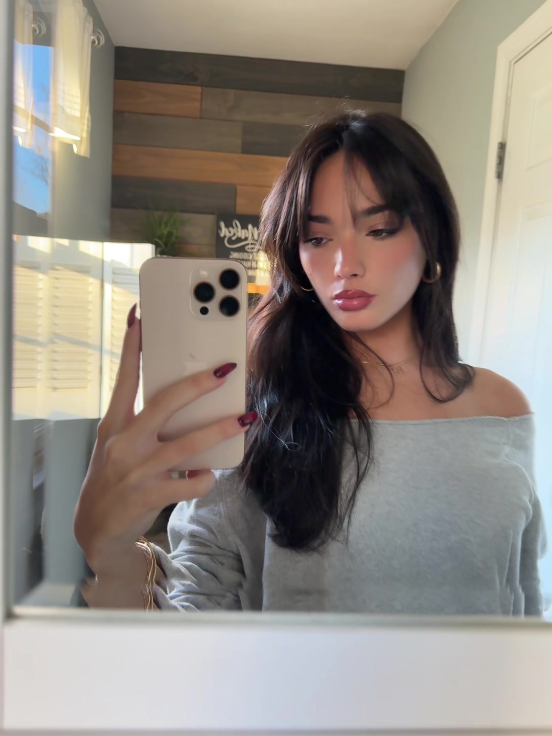 @Isa