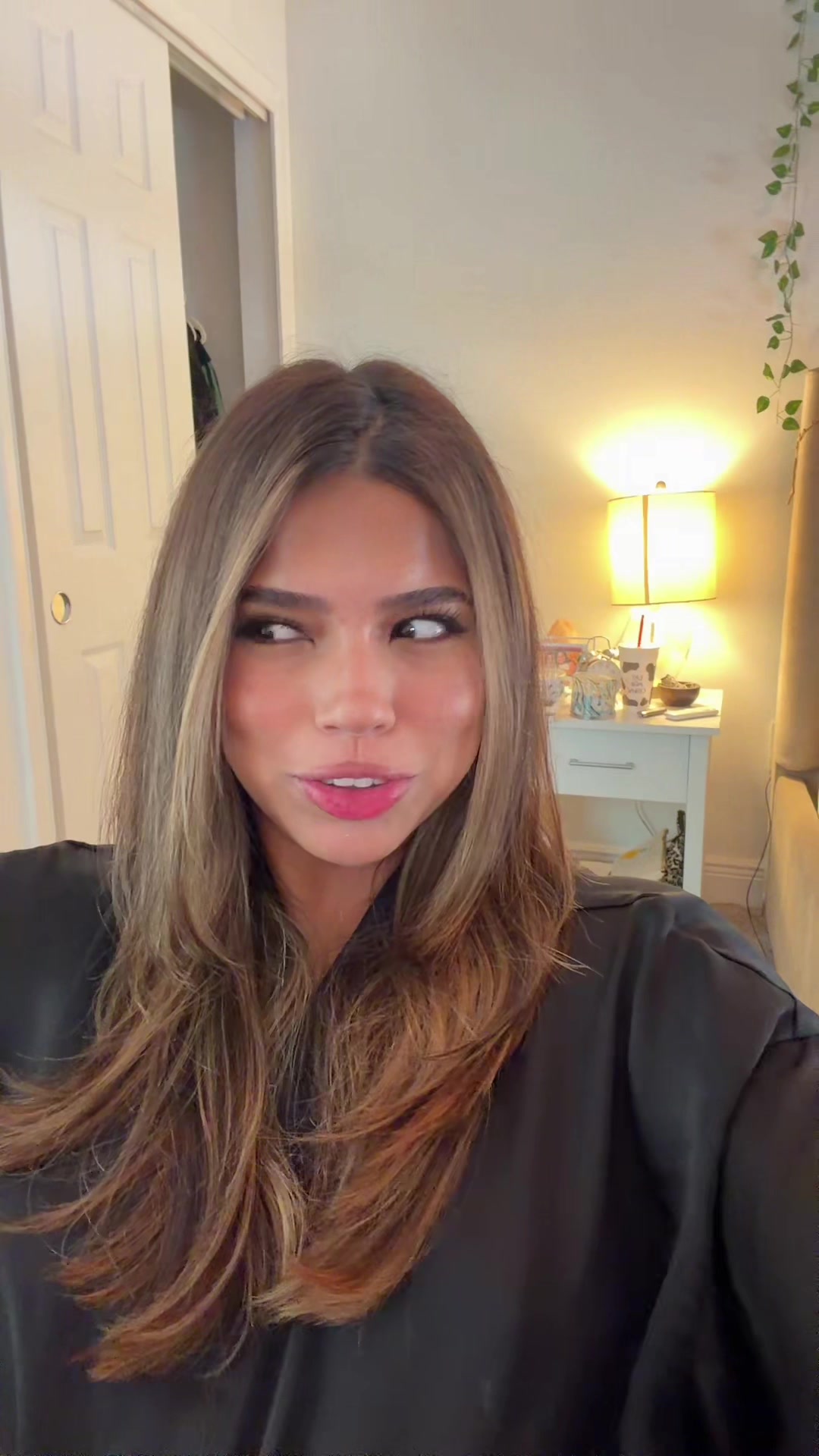 @daniela