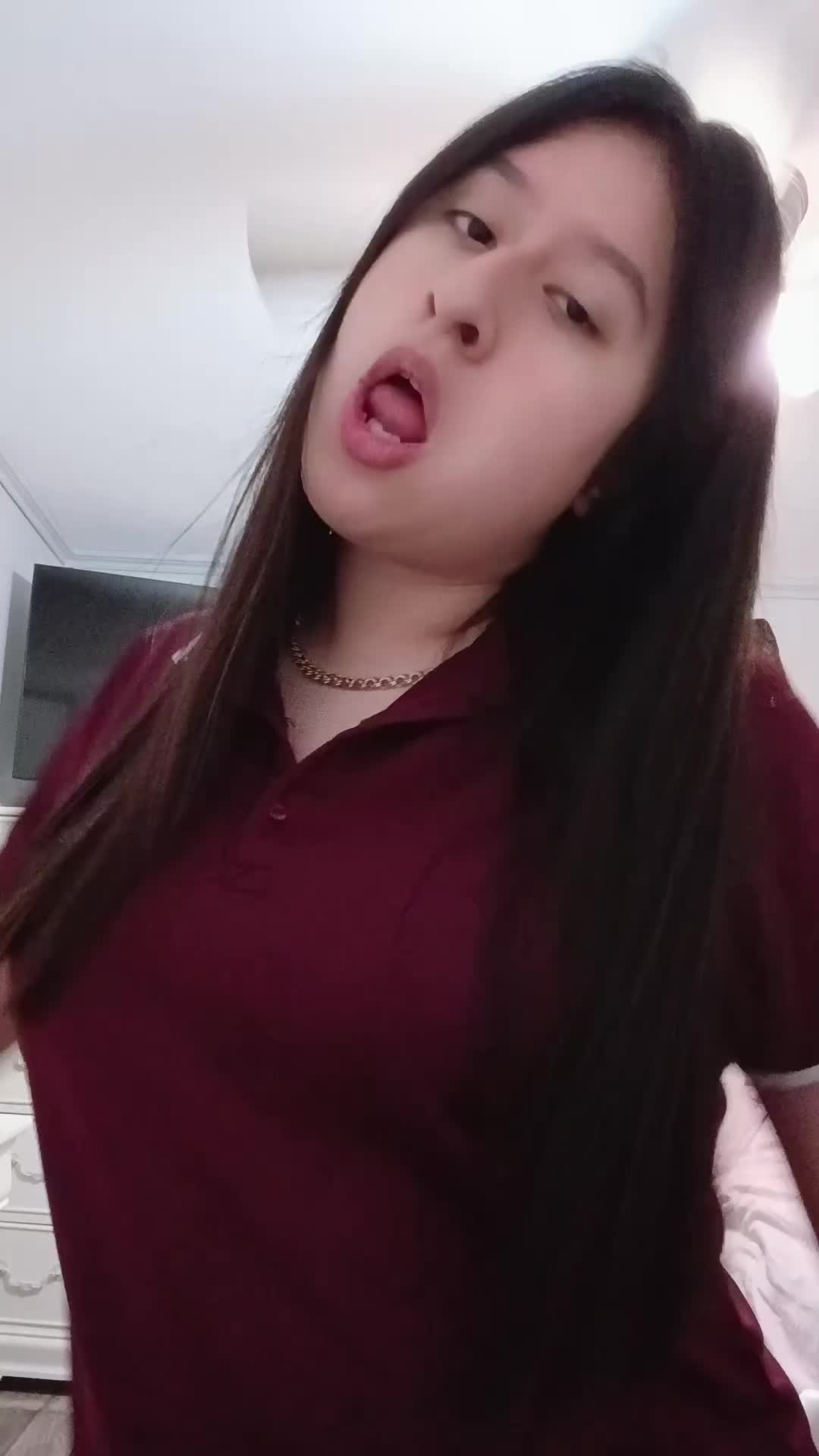 @{Vanessa _DeLeon4593🥰❤️✨}