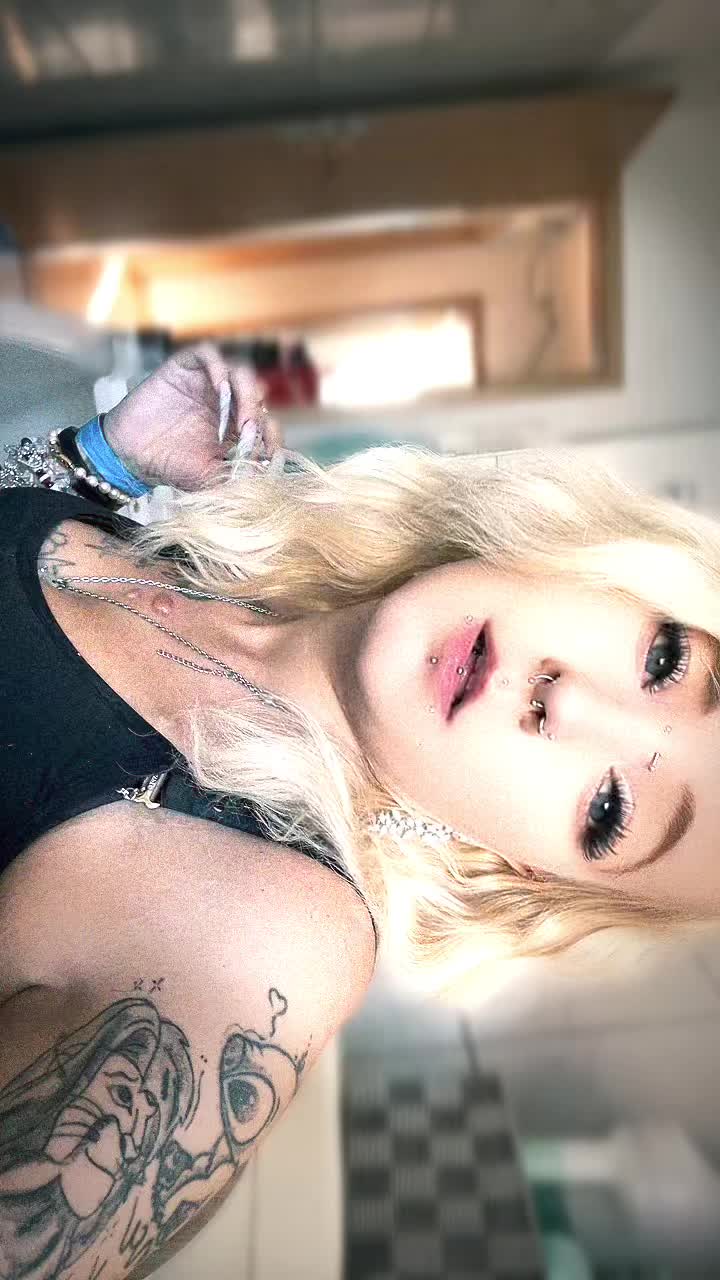 @LittlexDivaLive