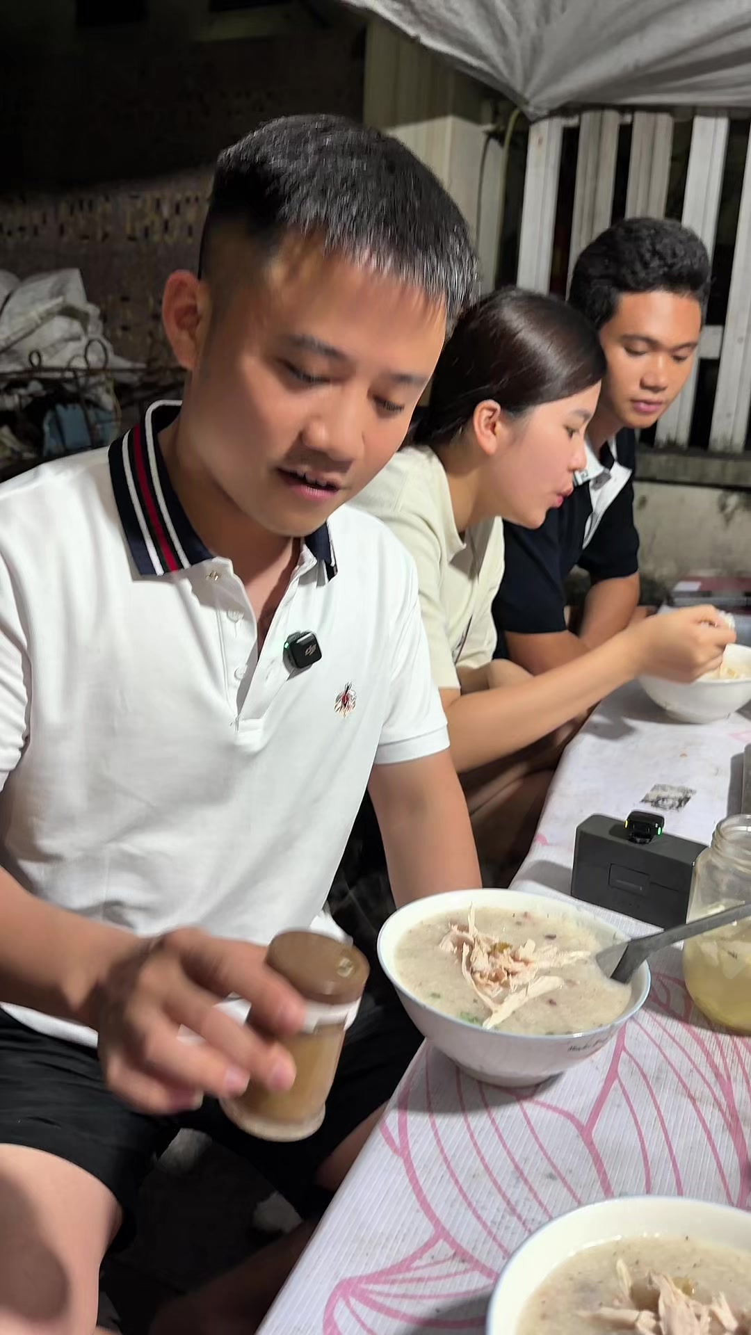 @Nguyễn Văn Hậu (Hậu Troll)