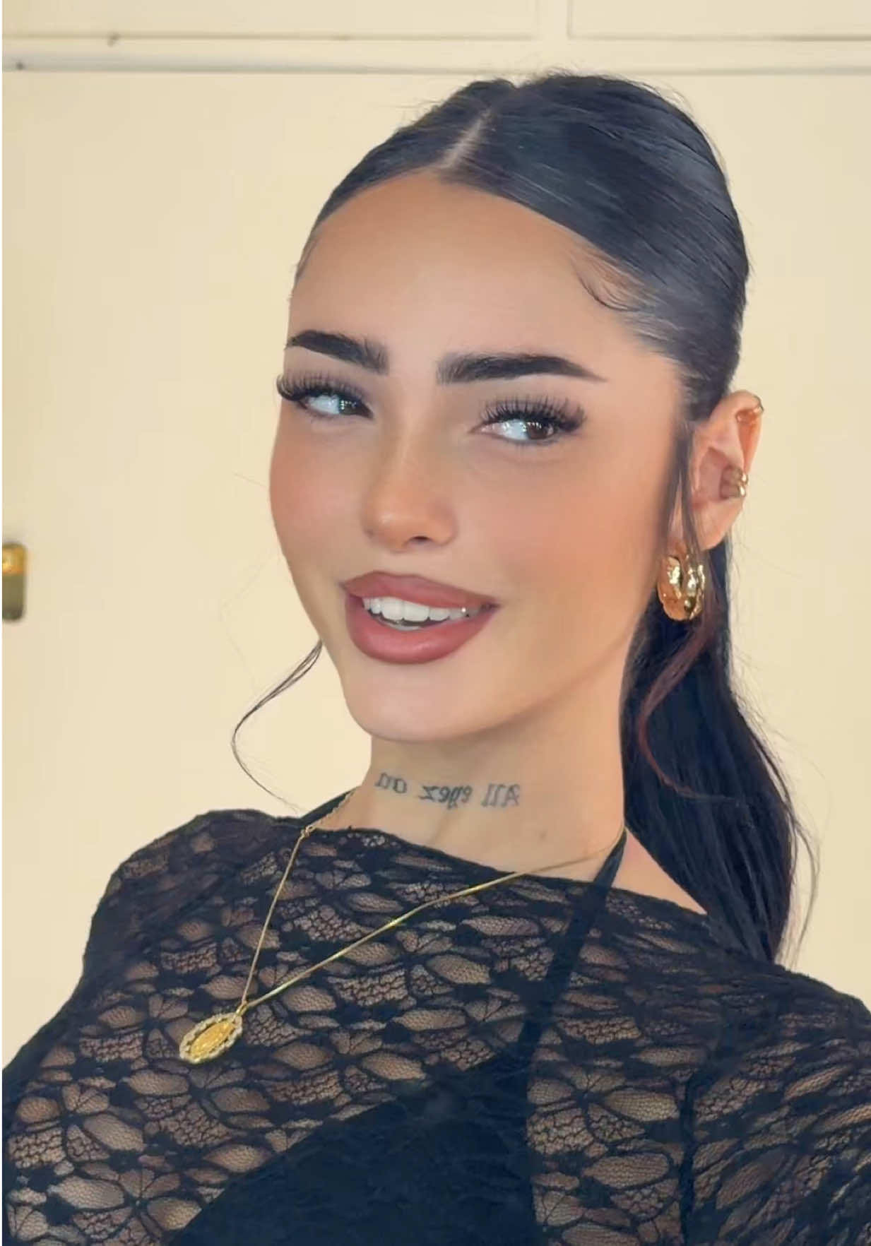 @Valentina Goldzen