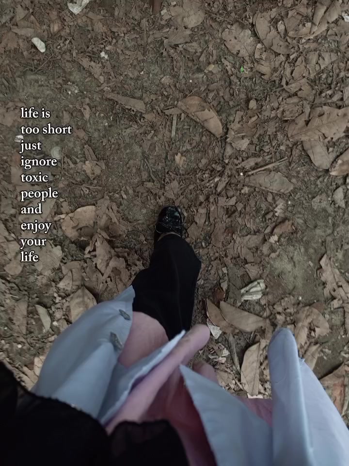 @🐚🐝❤️🩹