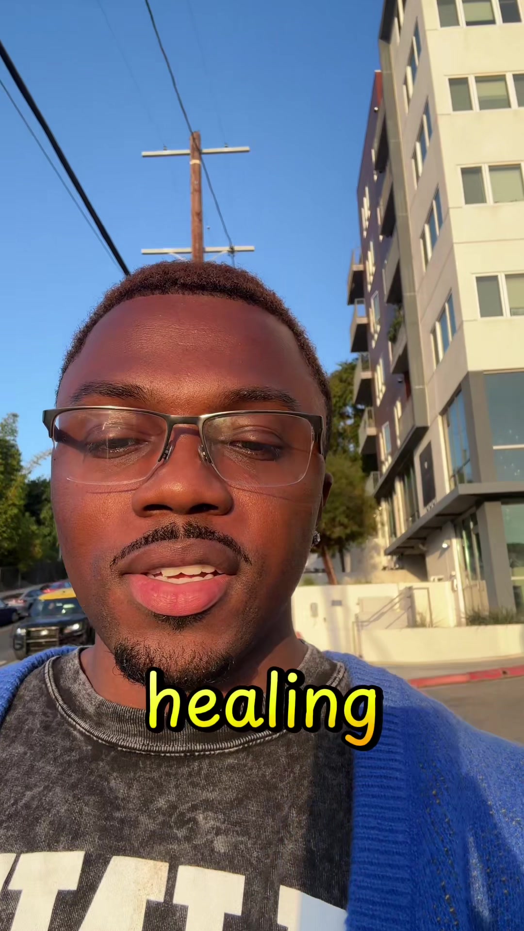 @Boyò