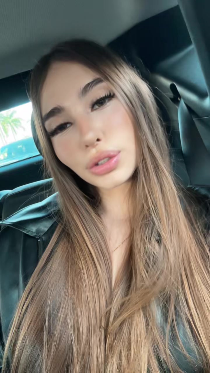 @Isabella