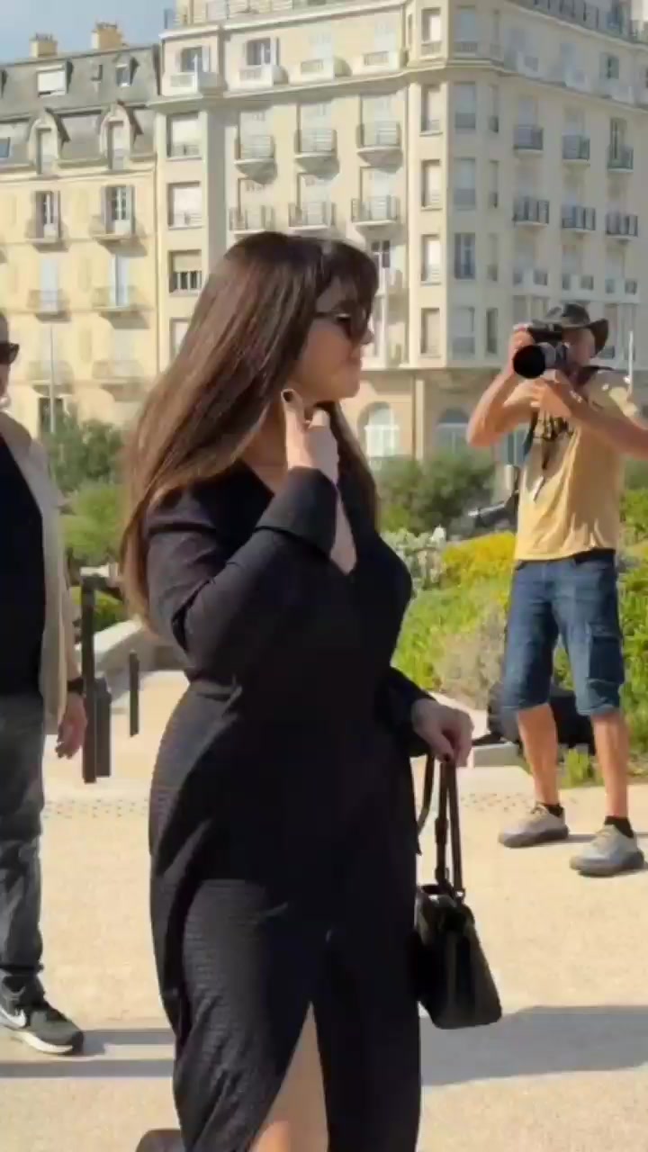 @fan_monica_bellucci