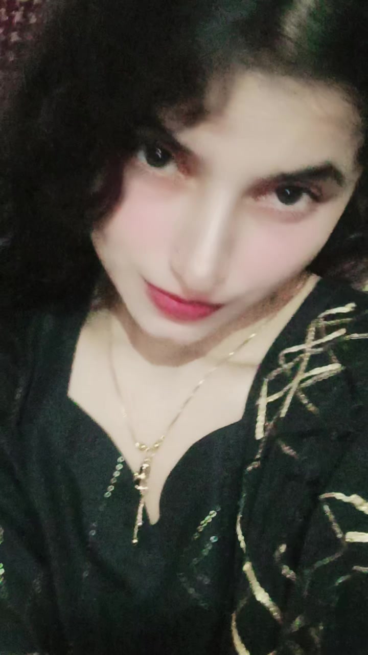 @- রহস্যময়ী