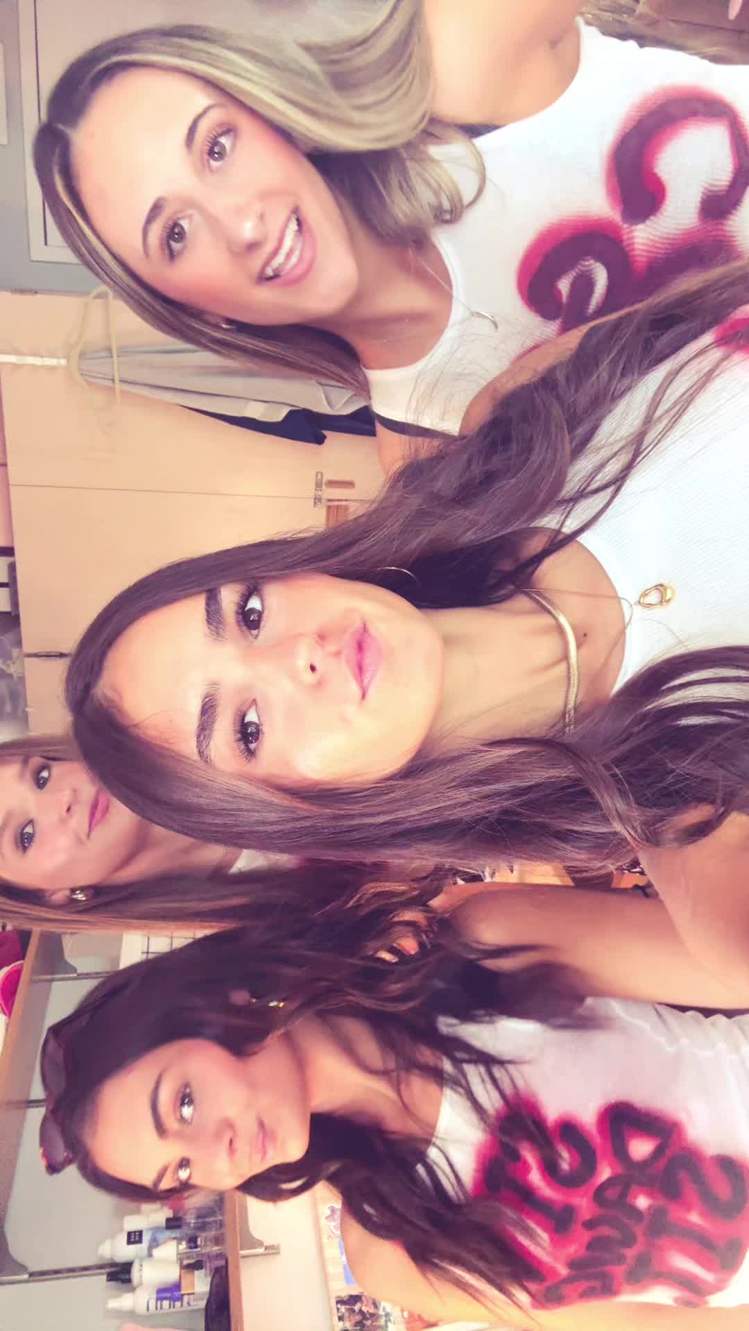 @nadia