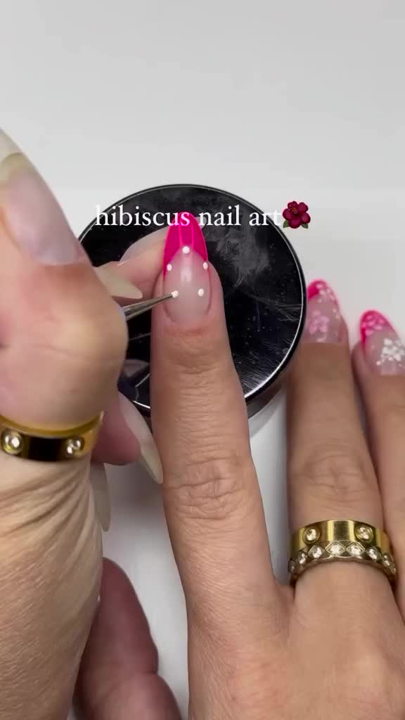 @Nailboo