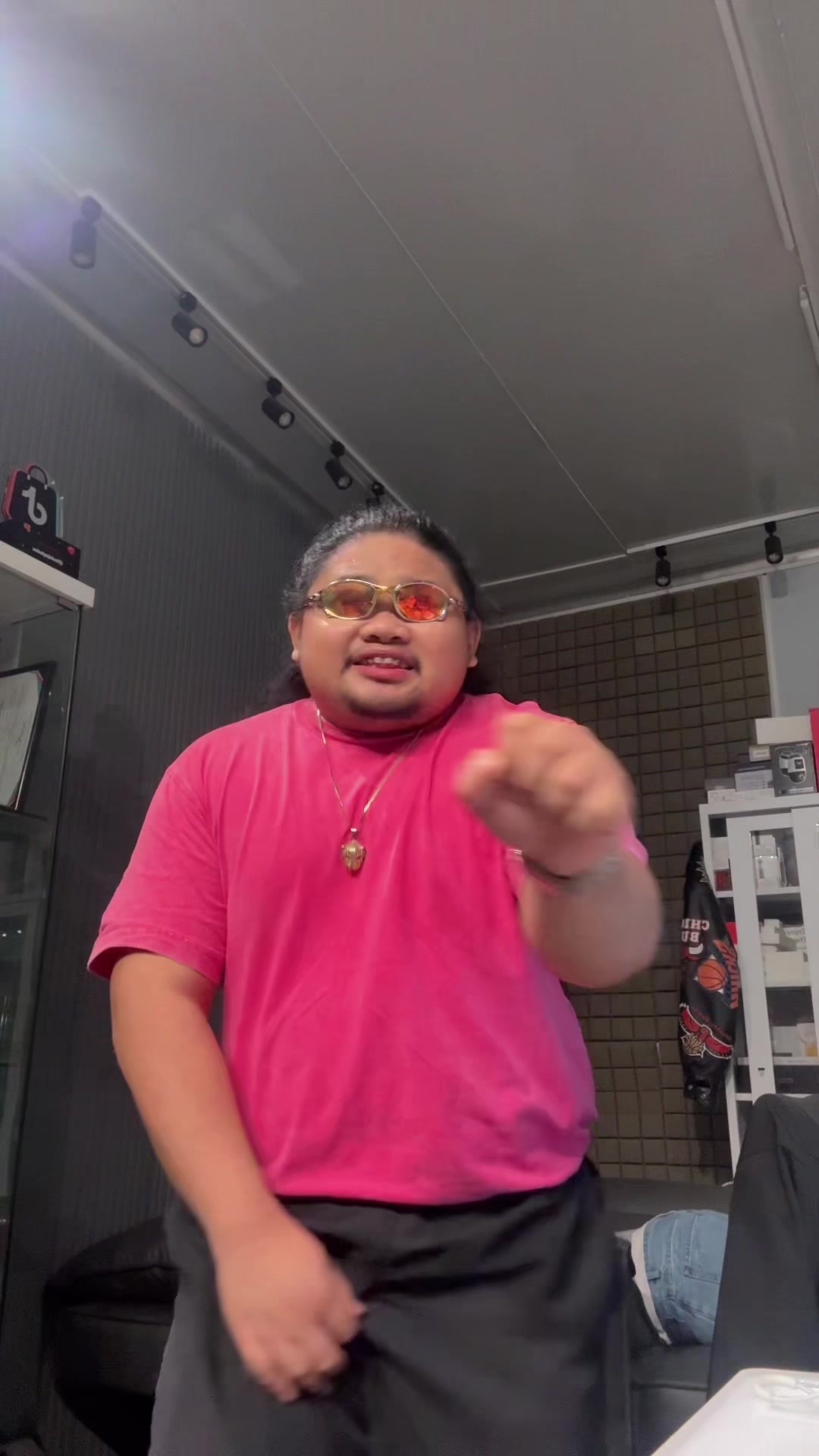@HarshBoi🇵🇭💸