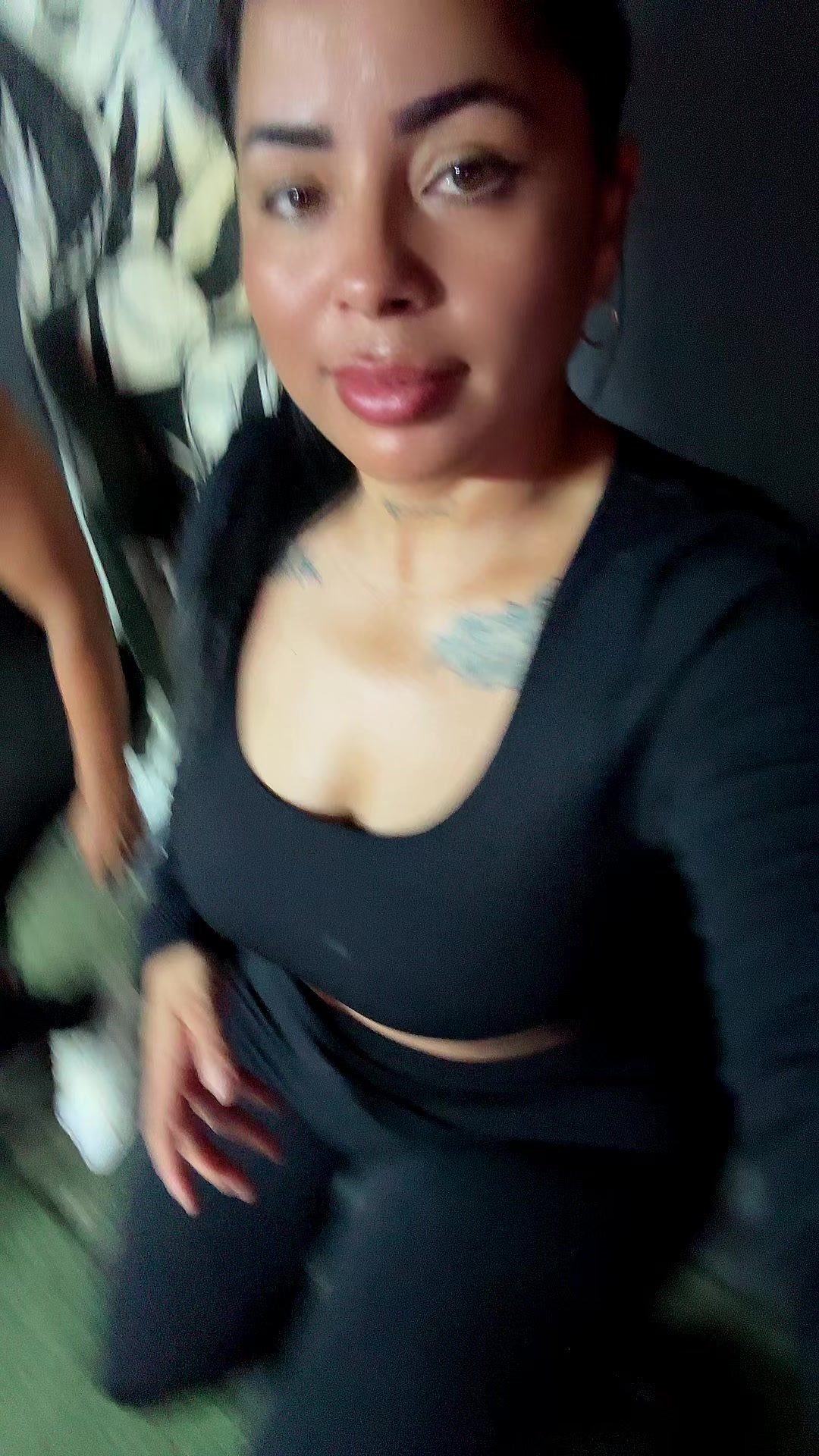 @Neysideluxe