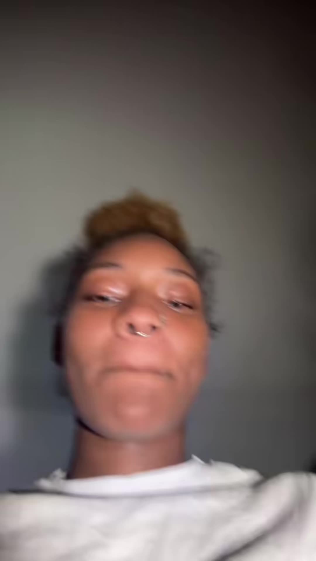 @👻