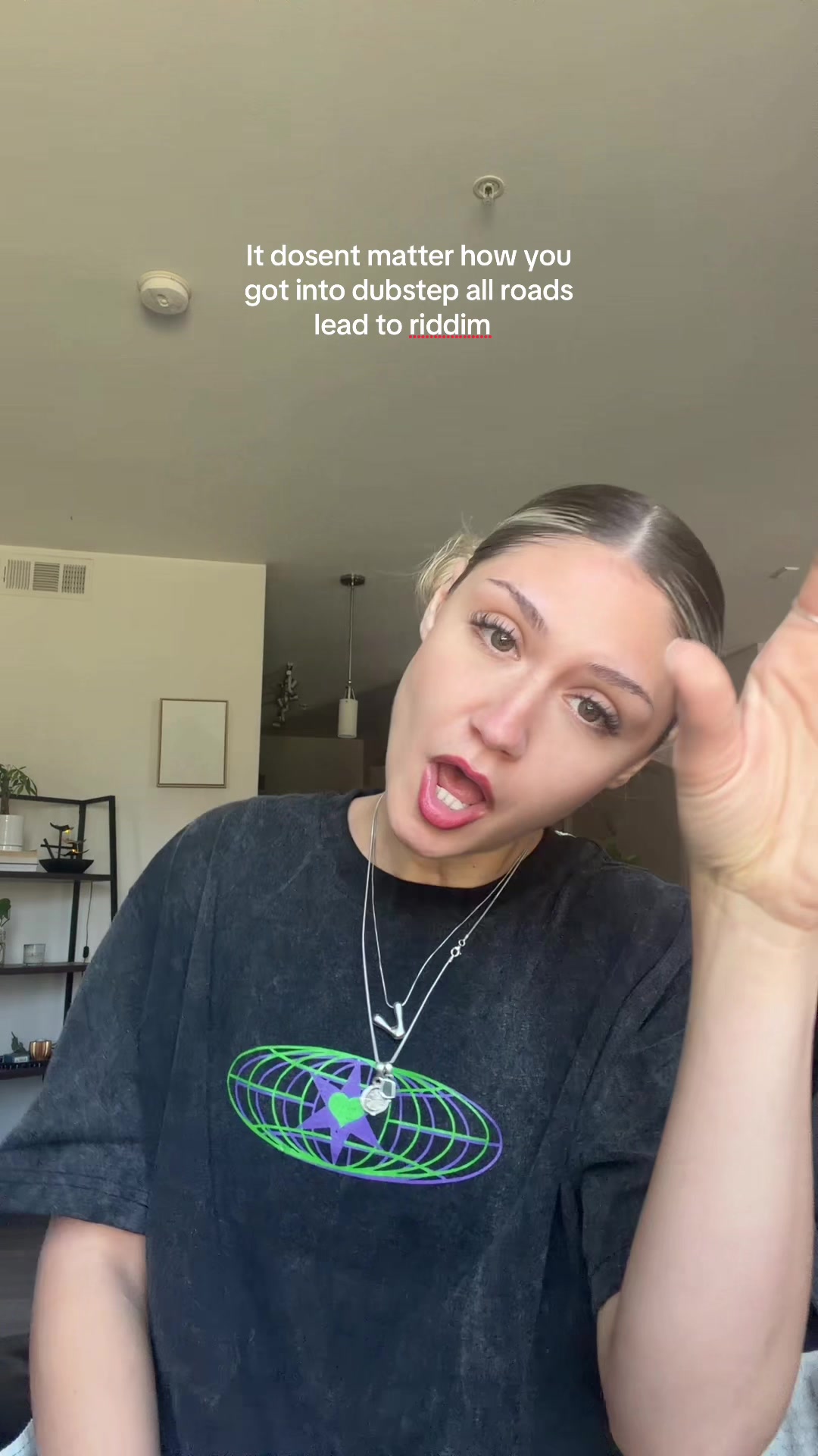 @whoisvulpiix