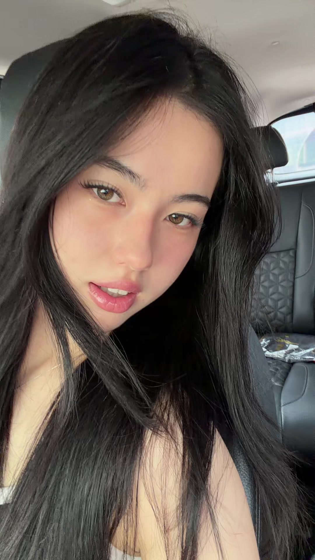 @bellaspammm___