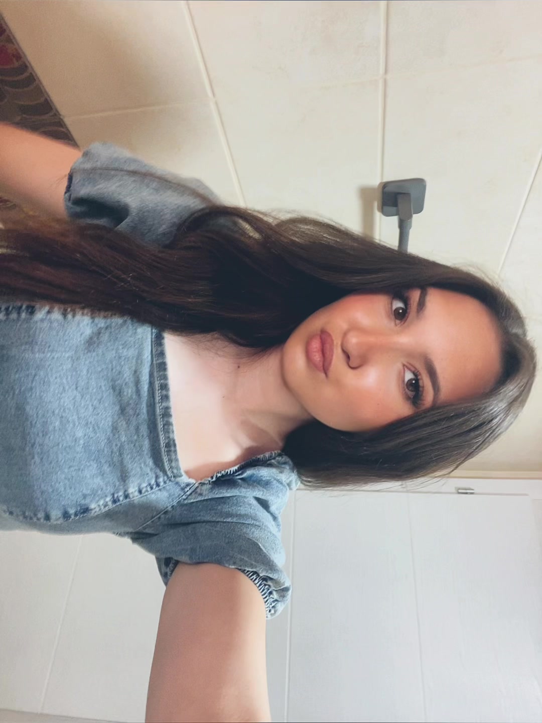 @М