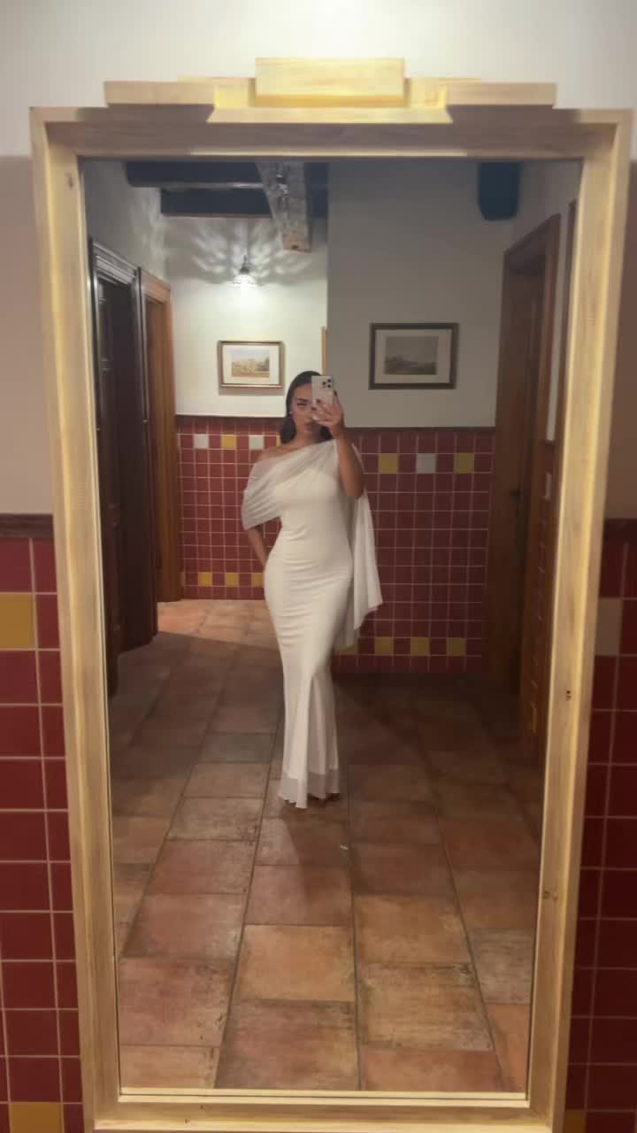 @Lara