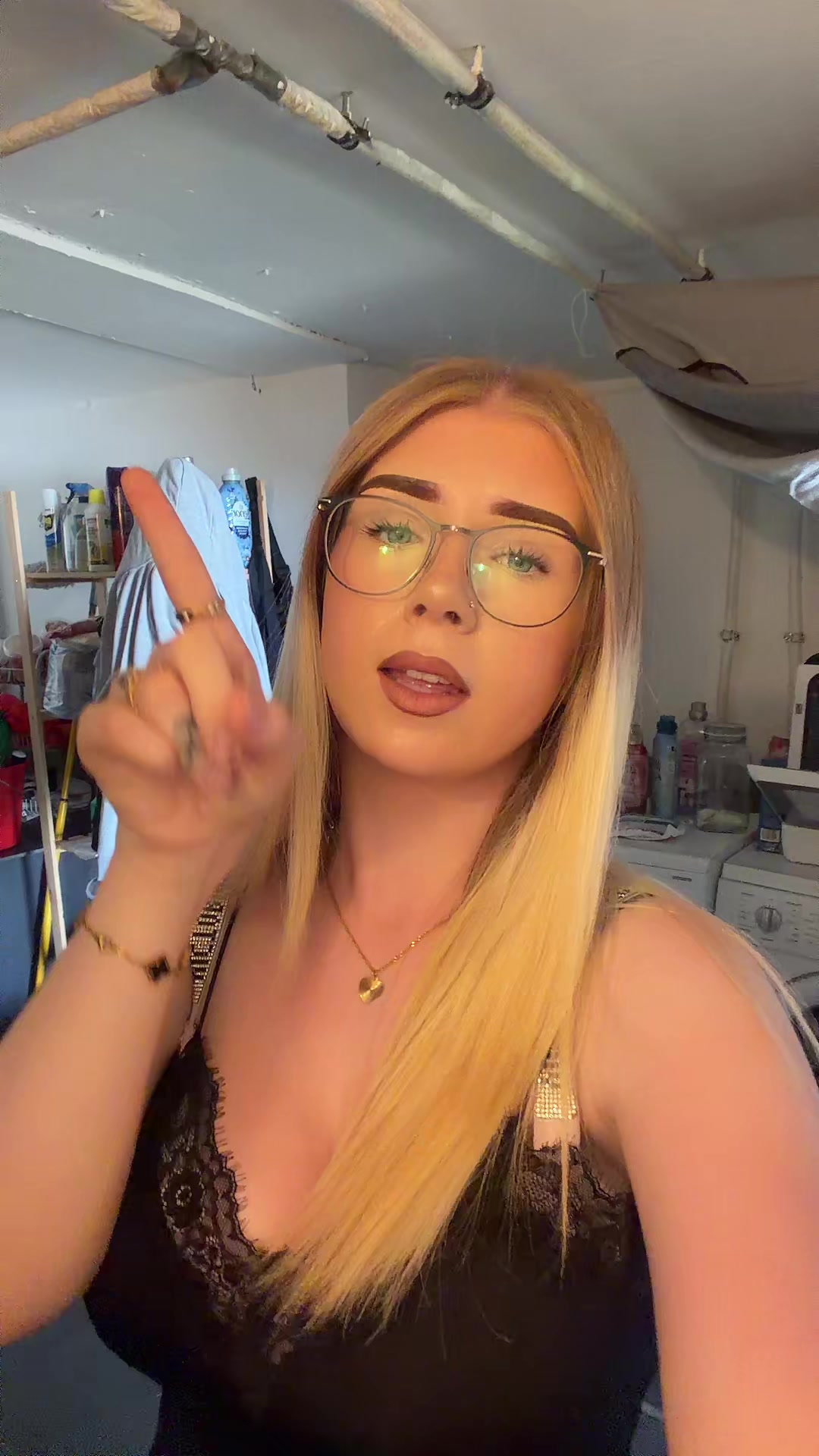 @𝐜𝐡𝐢𝐚𝐫𝐚